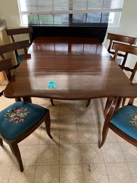 R7  Willet Cherry Dining Table With Six Chairs    One Removable Center Leaf, Both Ends Are Drop Leaf