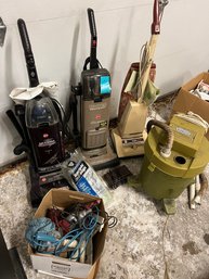S1 Lot Of Vacuums, Hoover, Craftsman Shop Vac Two Portable And Parts   Upright Vacuum And Shop Vac Powered On