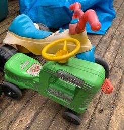 Wagon, Kiddie Pool, Ride On Toys, Assorted Outdoor Plastic Toys, Kids Cooking Toys, Toy Watering Can