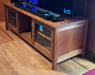 R2 TV Console Table