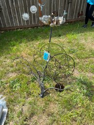 Yard Art, Wind Spinner, Heart Hanging, Branch Hanging, Plant Stand