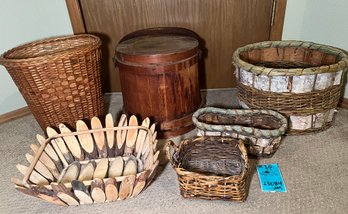 R10 Five Baskets And A Vintage Wooden Bucket With Lid And Handle