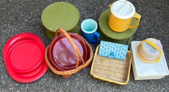 R0 Vintage Picnic Style Tuber Ware, Small Dish Set, Serving Plates, Baskets, And Lazy Susans