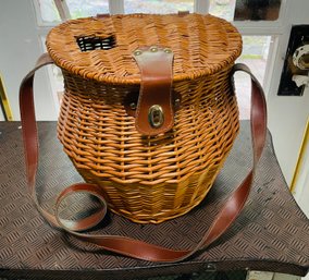 R5 Wicker Fishing Basket