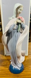 Lladro Mary Our Lady Madonna Figurine In Open Box