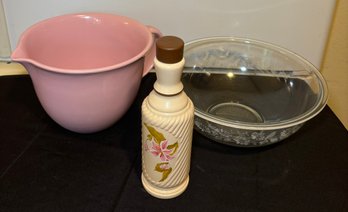 R2 Pyrex Colonial Mist Clear Glass Bowl, Pfaltzgraff Hope Batter Bowl, And Vintage Style Liquor Bottle