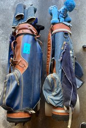 Rm0 Pair Of Vintage Men And Women Golf Set, Including Two Golf Bags, Two Sets Of Clubs, And Two Push-carts