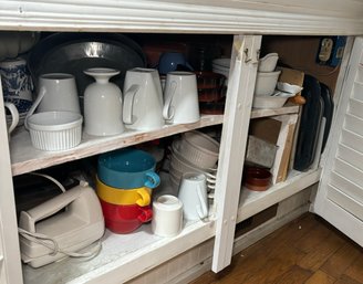 R2 LARGE Entire Bottom Portion Of Kitchen Lot To Include Bowls, Cups And Mugs, Cooking And Bakingware, Utensil