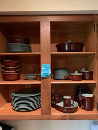 Red Wing USA Stoneware Set, Dishware