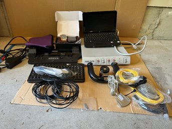 R0 HP Mini 110 Laptop, Netgear Router, Xbox 360 Steering Controller, Power Center, Blackberry Phone