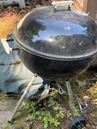 R00 Weber Charcoal Grill With Cover, Not Tested