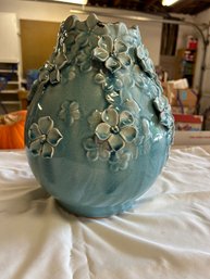 R0 Blue Floral Vase