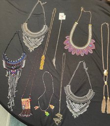 R2 Variety Of Costume Jewelry 10 Necklaces