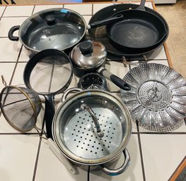 R2 Cast Iron Pan, Pots And Pots, Steam Baskets, And Strainers