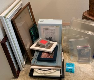 RM9 Assorted Picture Frames, Illusion Glass Block Frame