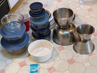 R2 Anchor Hocking Mixing Bowls, Pyrex Storage Bowls, Stainless Bowls, Mic Of Paper Plates