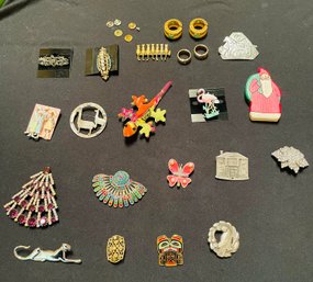 R2 Collection Of Costume Jewelry To Include Brooches