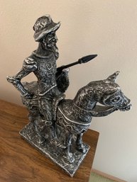 RM2 Don Quixote De La Mancha On Horseback Figurine