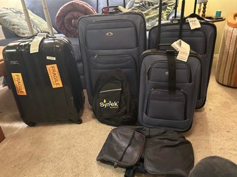 R6 Lot Of Suitcases, Three Leisure Suitcases, Syntek Bag, Small Bag, Black Suitcase