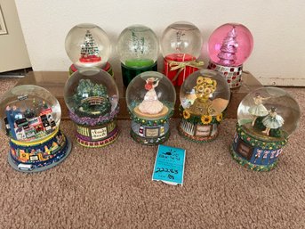 R5 Musical Snow Globes Including Some Neiman Marcus