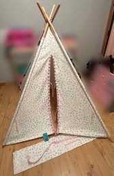 R3 Pillowfort Girls' Teepee Play Tent White Purple Pink