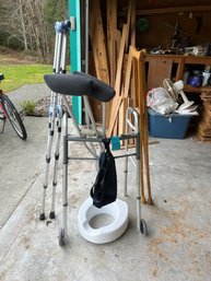 R0 Folding Walker, Toilet Seat Riser, Set Of 6 Furniture RiserWooden Crutches And Aluminum Crutches