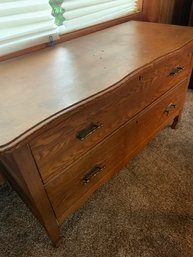 RM5 Wooden Dresser With 2 Drawers