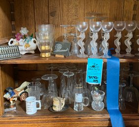 Frosted Seahorse Spirt Glasses, Wine Glasses, And Figurines