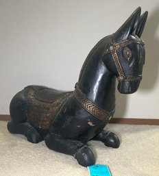 R6 Carved Wooden Horse Statue 1 Of 2