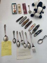 R2  Pocket Knifes & Baby Spoons, Campbell Kid Girl Spoon, Souvenir Spoons