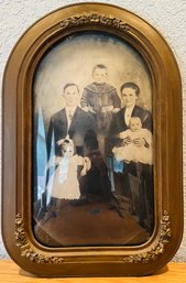 R7 Vintage Convex Bubble Framed Family Photo Chicago Portrait Co.