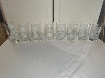 R4 Set Of Eight Floral Glass Cups