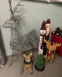 R11 Christmas Twisted Wire Reindeer Sculpture, Pair Of Snowman And Santa Statues, Other Smaller Figures