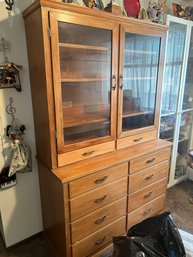 R4 6ft 3in Tall Wooden Hutch