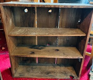 R10 Wood Crate Style Storage Shelf Garage