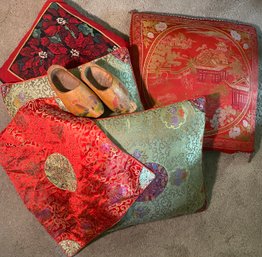 RM6 Set Of Decorative Throw Pillows, Pillow Case, And Wall Decor