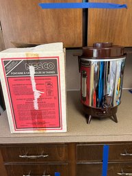 R4 Nesco 38 Cup Insulated Coffee Urn