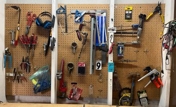 R0 Collection Of Tools, Pegboard & Hooks NOT Included