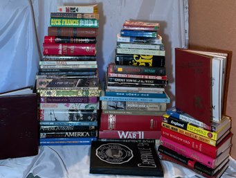 R1 Historic And Vintage Books Lot To Include Yearbooks From 1949, 1953, And 1954