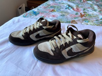 R9 Pair Of Nike 6.0 Mogan Shoes, Brown And White, Good Condition