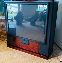 Rm13 Sony Big Screen Tv  With Sherwood Speaker