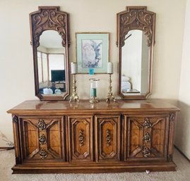 R7 Dresser With Two Mirrors Attached