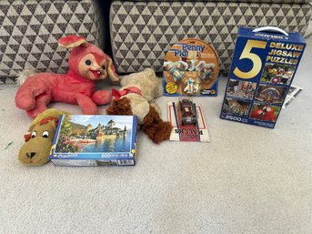 R3 Lot Of Kids Toys, Stuffed Animals, 500 Piece Puzzle, Five Deluxe Jigsaw Puzzles