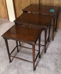 RM 5  Set Of Nesting Tables (Quantity 3)