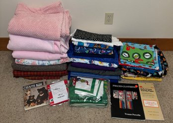 R5 Fabric Crafting Lot To Include Dr Seuss, Halloween, Grinch, Baby Shark Patterns And More!