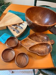 R3 Wood Salad Bowl, Cheese Server With Knives, Wood Leaf Server And Three Small Wood Bowls