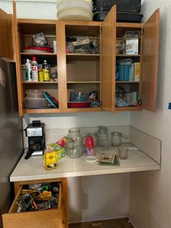 Kitchen Lot 1 To Include Misc Drawer, Mr.coffee Espresso Machine, Lightbulbs, Filters, Pan Pan, Bowls