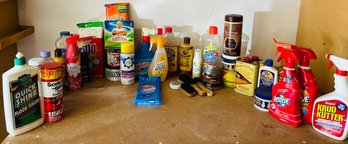 R0 Lot Of Cleaning Supplies Windex, Mr. Clean, Wax, Febreze, Brillo, Krud Kutter