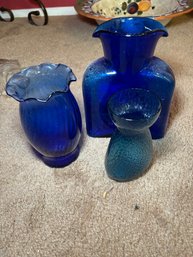 R6 Three Blue Vases In Various Shapes And Sizes