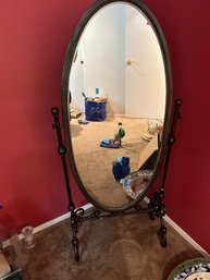 R6 Large Swinging Mirror